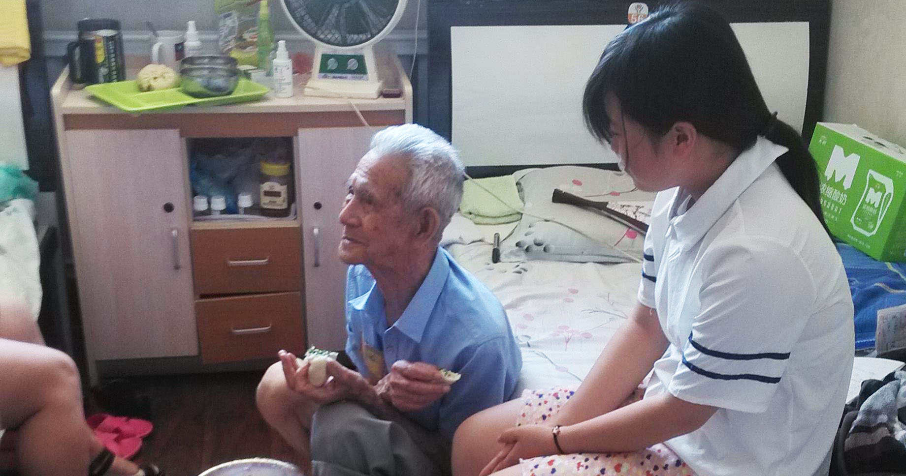 ʯ���Ӵ�W(xu��)�����L����(zh��n)�ϱ���(sh��)�`�أ�ʯ�����������е�